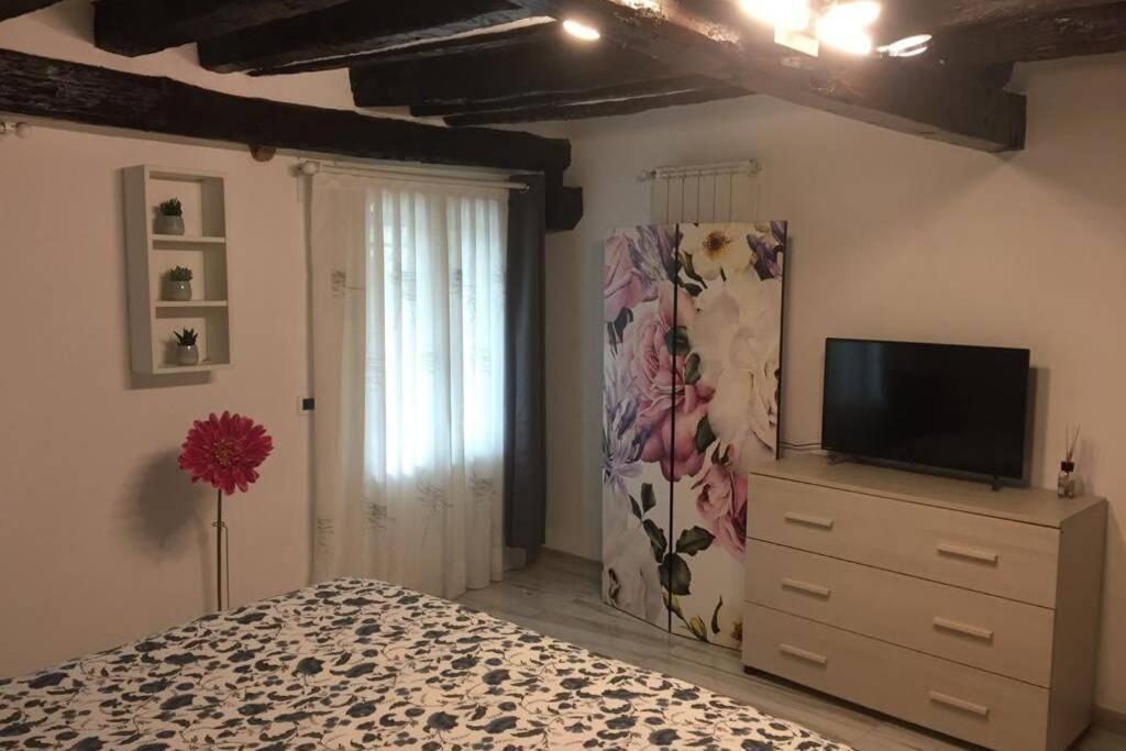 Calle Dei Preti Венеция Екстериор снимка